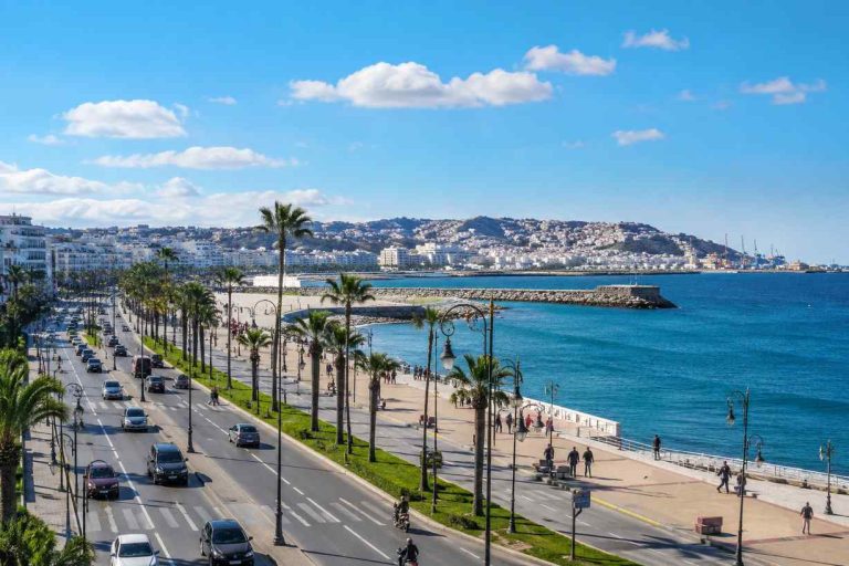 طقس طنجة اليوم أجواء صيفية مستقرة وحرارة معتدلة tanja.tv